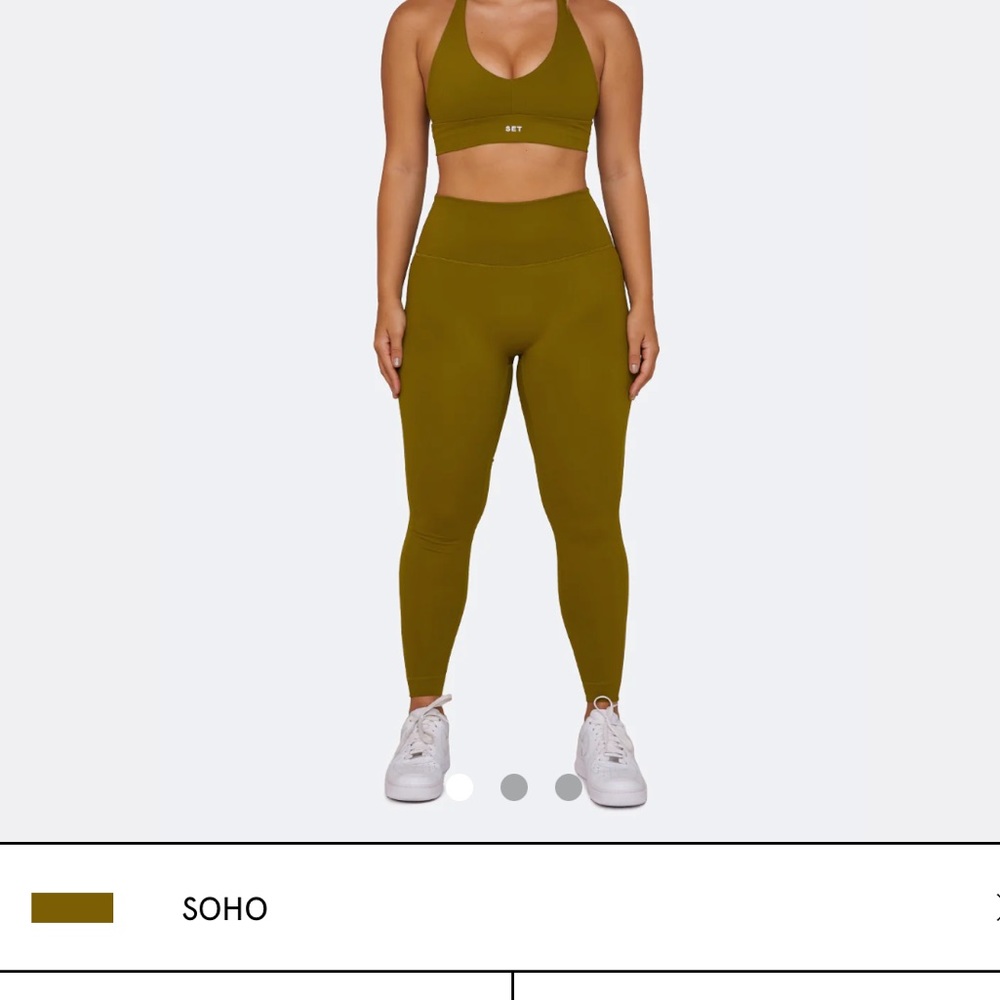 SET ACTIVE - BRAND NEW Leggings